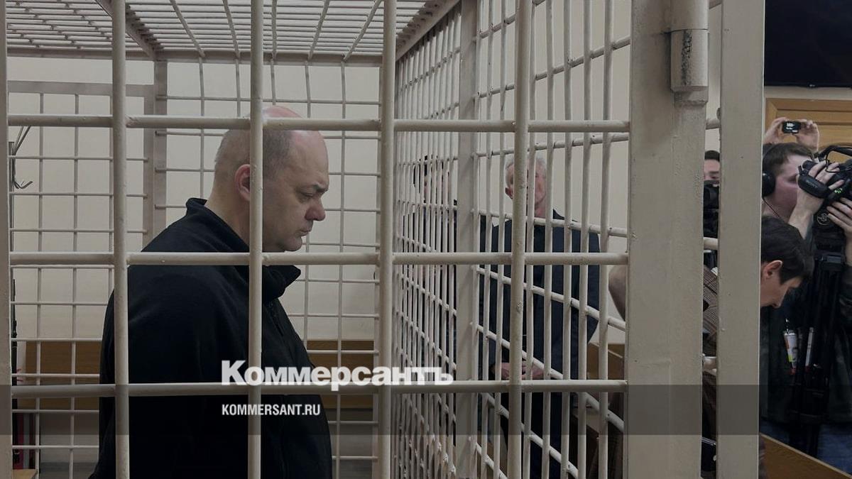 Бывшего губернатора Курской области Смирнова приговорили к 14 годам за взятки
