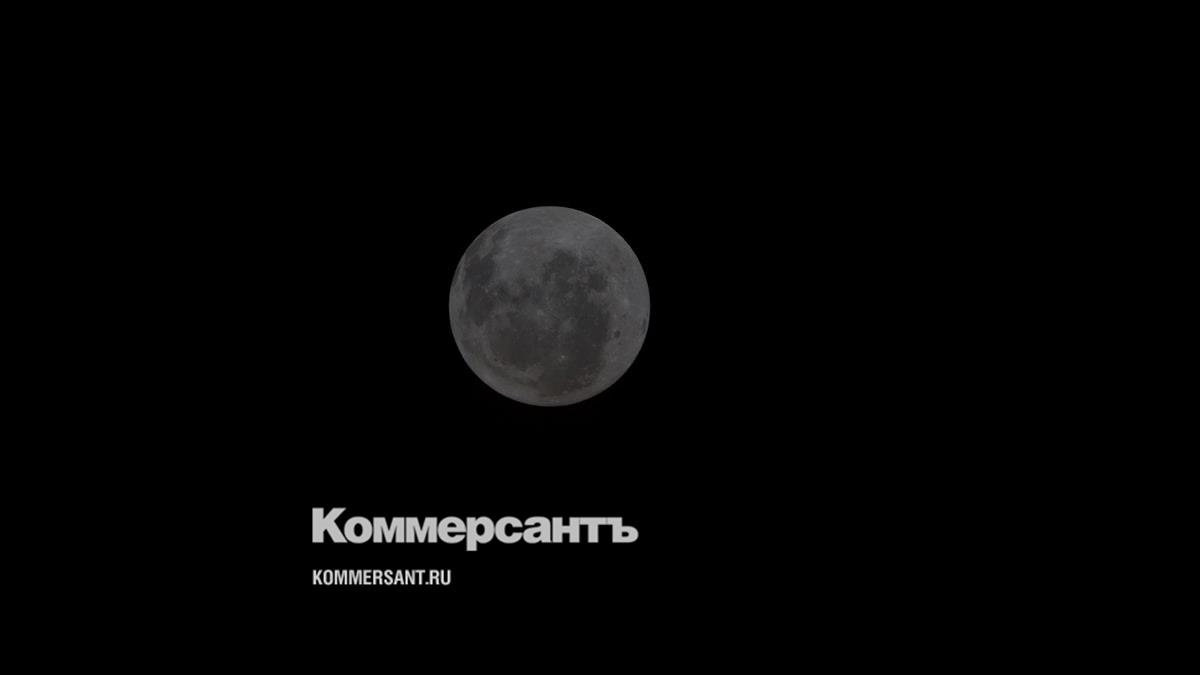 Астронавты Artemis II прислали на Землю фото Луны с уникального ракурса