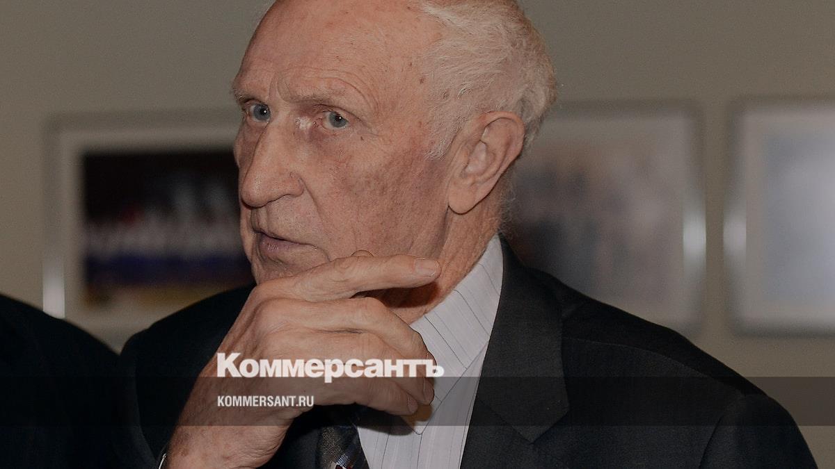 Умер первый президент Всероссийской федерации волейбола Валентин Жуков