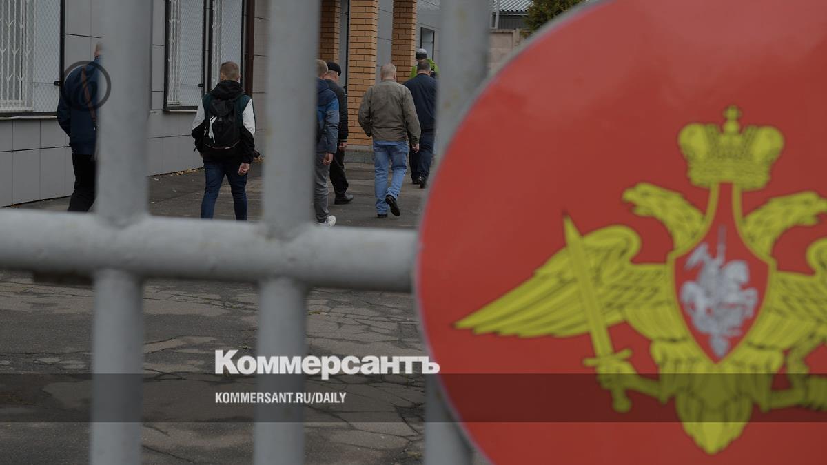 Конституционный суд проверит правила предоставления отсрочки от армии при поступлении в вуз