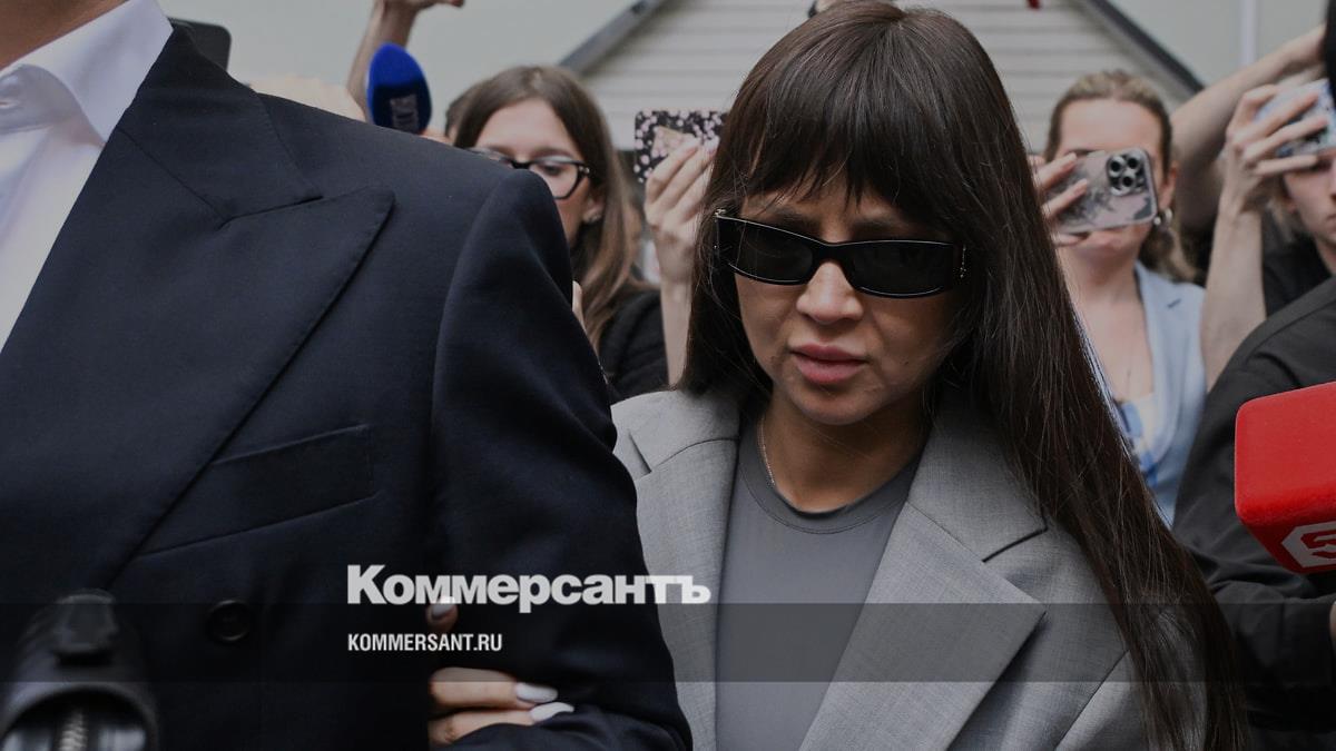 Прокуратура запросила для блогера Лерчек шесть лет условно по делу о выводе 251 млн рублей