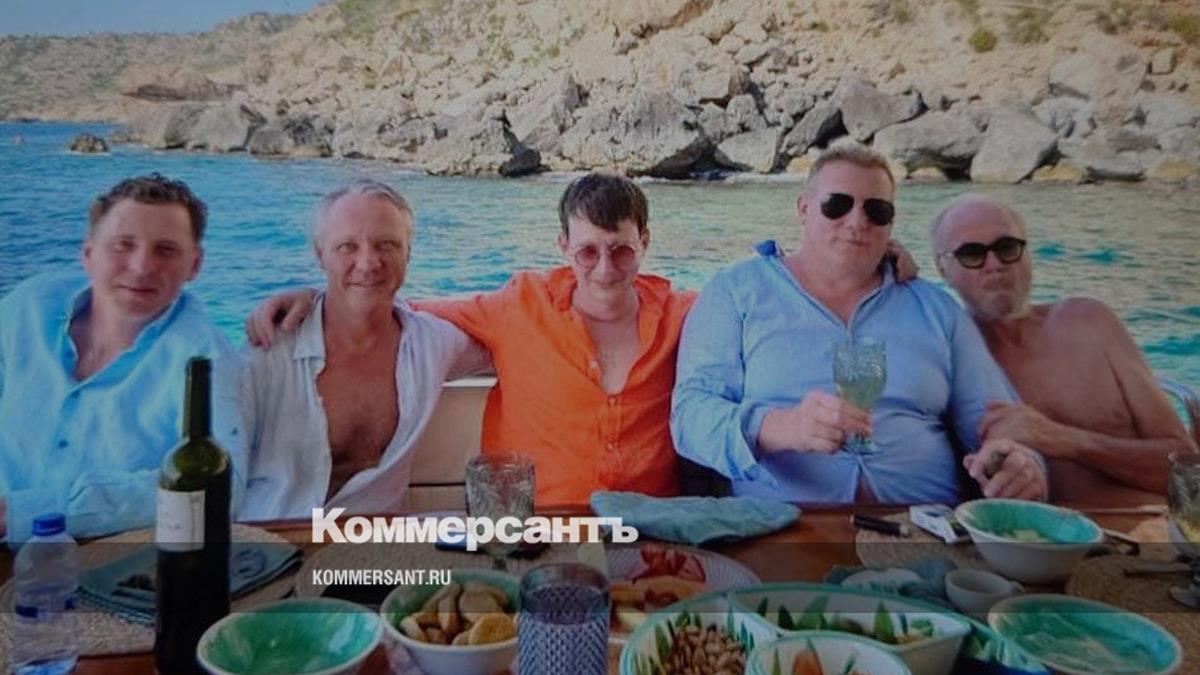 Экс-совладельца «Азбуки вкуса» заочно судят за вывод $11 млн из Финпромбанка