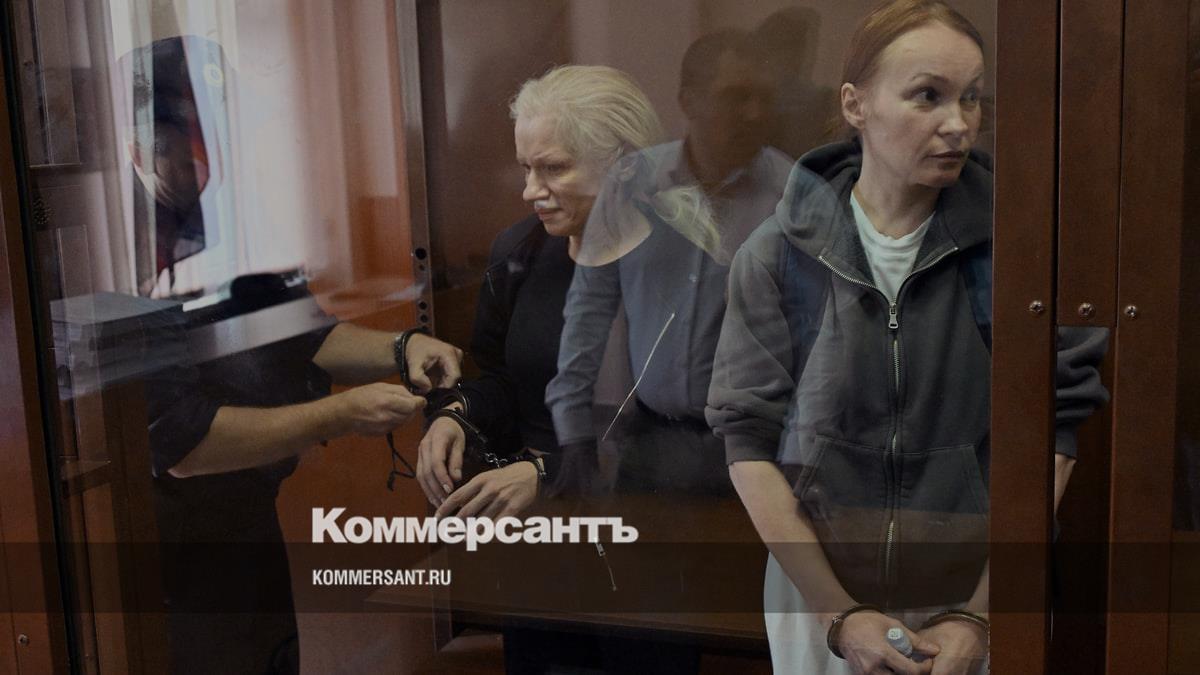 Юристы выманили у блогера Митрошиной 41 млн рублей и получили по четыре года колонии