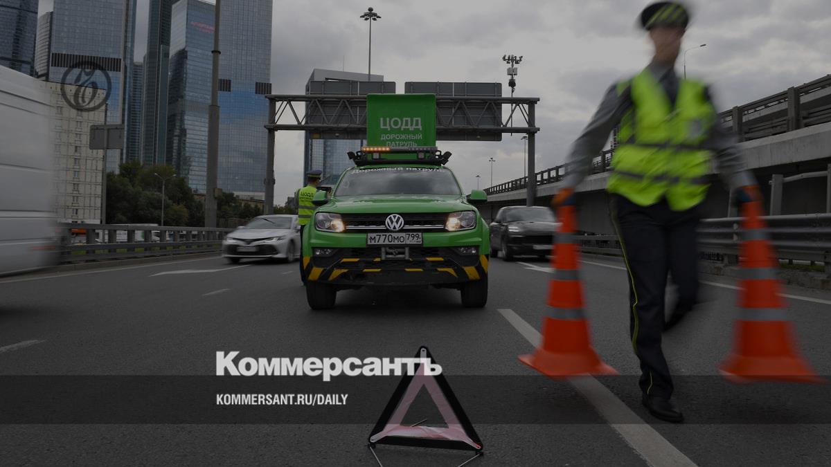Верховный суд отменил взыскание миллиона рублей с ЦОДД за разбитую об «островок» машину