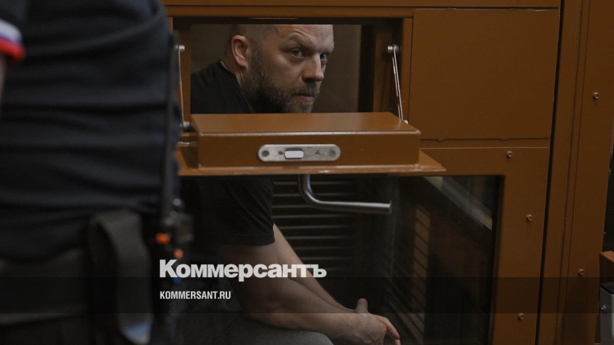 Бывший глава ГВСУ по спецобъектам получил 6 лет за завышенную цену томографа