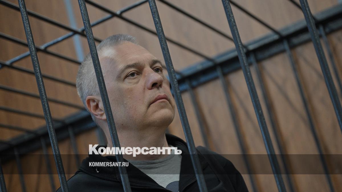 Суд дал семь лет колонии экс-директору Олега Газманова за хищение 15 млн рублей