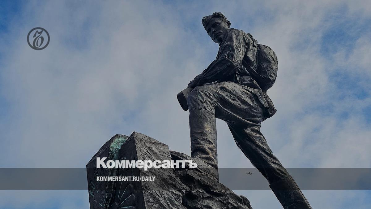В Хабаровске открыли 15-метровый мемориал в честь победы над милитаристской Японией