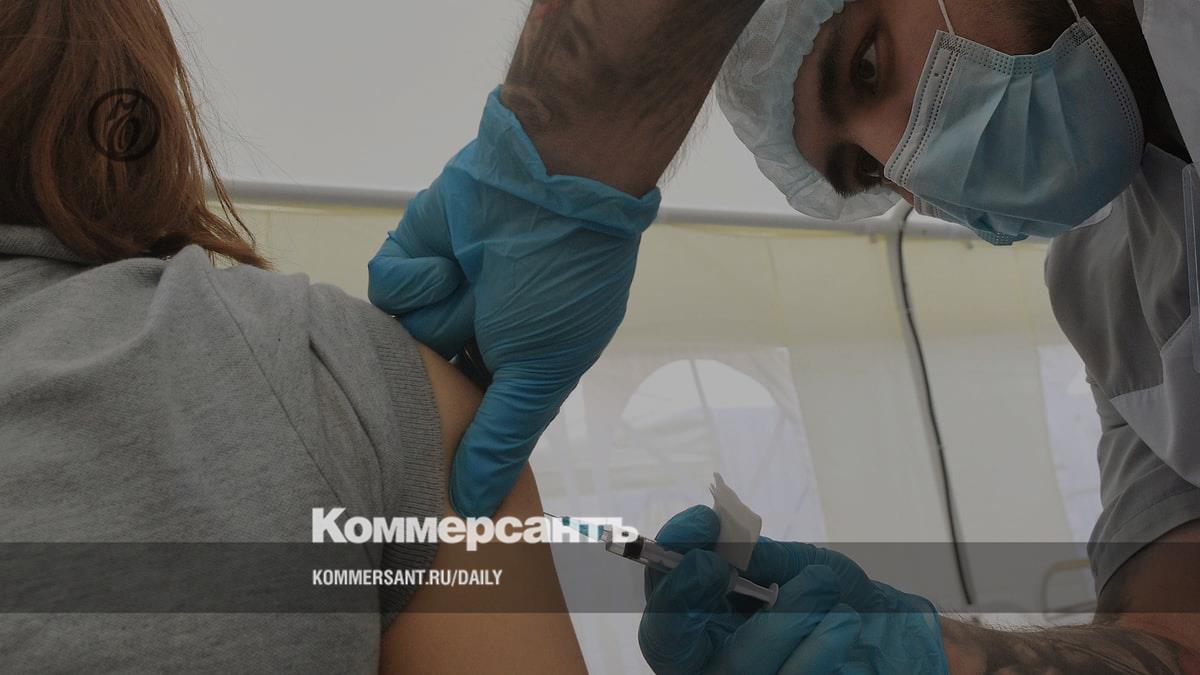 Роспотребнадзор подсчитал всех вакцинированных в России за 2025 год