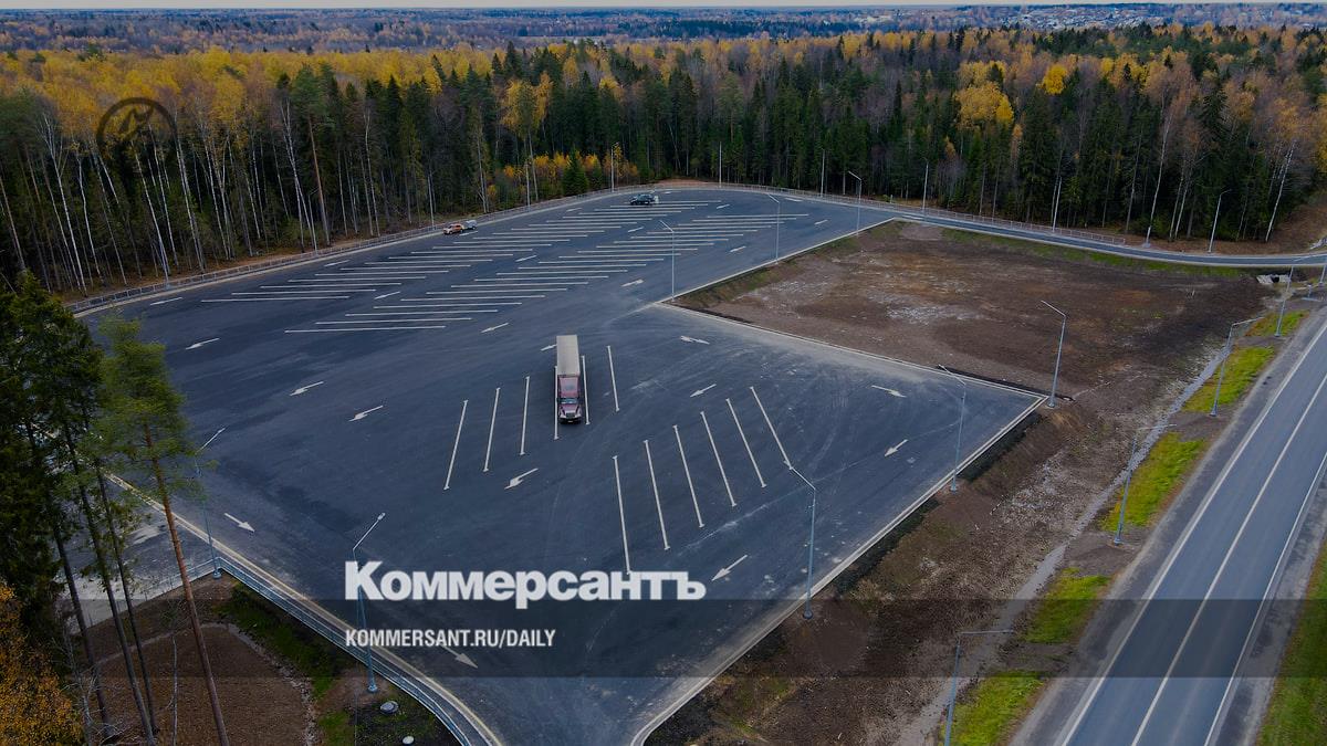 Правительство разрешит ставить фудтраки и мобильные заправки на площадках отдыха у трасс