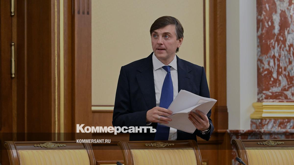 Минпросвещения впервые разработало положение о статусе учителя и вводит удостоверение педагога