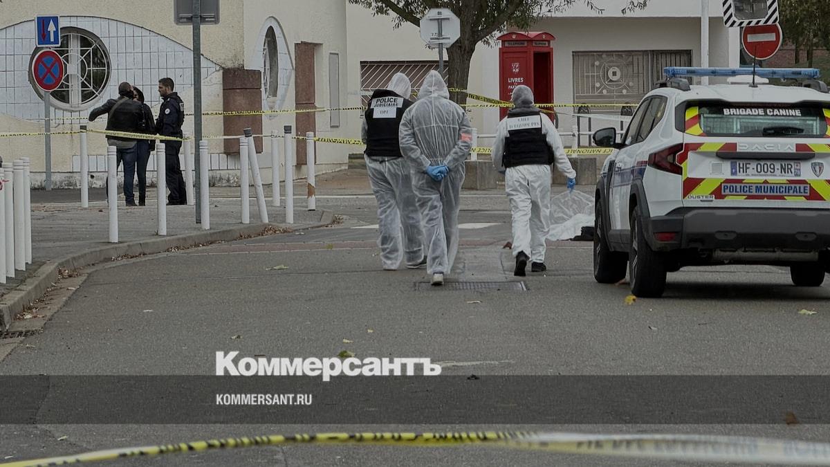 Стрельбу в пригороде Парижа признали расистским терактом: убит один человек, ранены пятеро