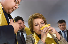 Январь. Москва. Валентина Матвиенко на выставке Ставропольского края в здании Совета федерации