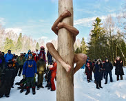 Февраль. Московская область. Участники праздника «Бакшевская масляница»