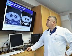 Специалист по раку легкого, Константин Константинович Лактионов во время интервью
