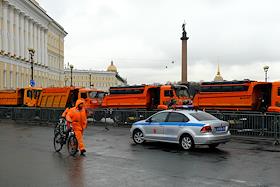 Несогласованная акция в поддержку политика Алексея Навального в центре Санкт-Петербурга