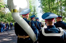 Церемония похорон министра МЧС России Героя России, генерала армии Евгения Зиничева на Северном кладбище в Санкт-Петербурге