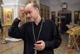 Рассмотрение дела иерея Иоанна Бурдина в Красносельском районном суде Костромской области