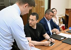 Заседание суда по делу гендиректора IT-компании 'БФТ-холдинг' Александра Моносова, обвиняемого в даче взятки в особо крупном размере заместителю министра цифрового развития, связи и массовых коммуникаций России Максиму Паршину, в Хамовническом районном суде