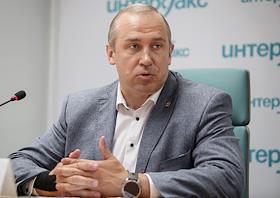 Первый заместитель губернатора Ростовской области Алексей Господарев и министр экономического развития региона Павел Павлов, во время пресс-конференции, в информационном агентстве Интерфакс-Юг