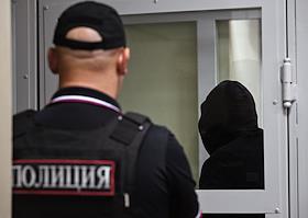 Оглашение приговора Артему Миссюре, обвиняемому в отравлении двух человек, в Московском областном суде