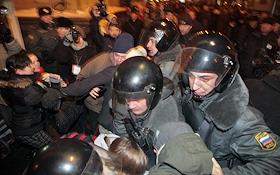 Митинг в защиту 31-й статьи Конституции, которая гарантирует свободу собраний
