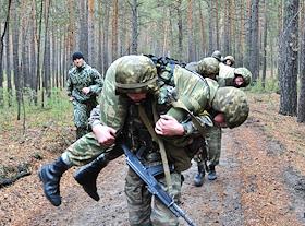 Воспитанники кадетского корпуса сдают экзамен на право ношения зеленого берета